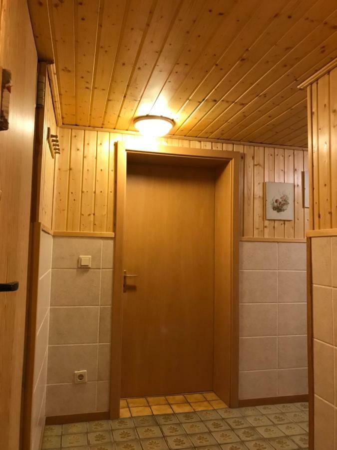 Schoenes Kellerzimmer Mit Bad Apartment Mittelangeln Ngoại thất bức ảnh